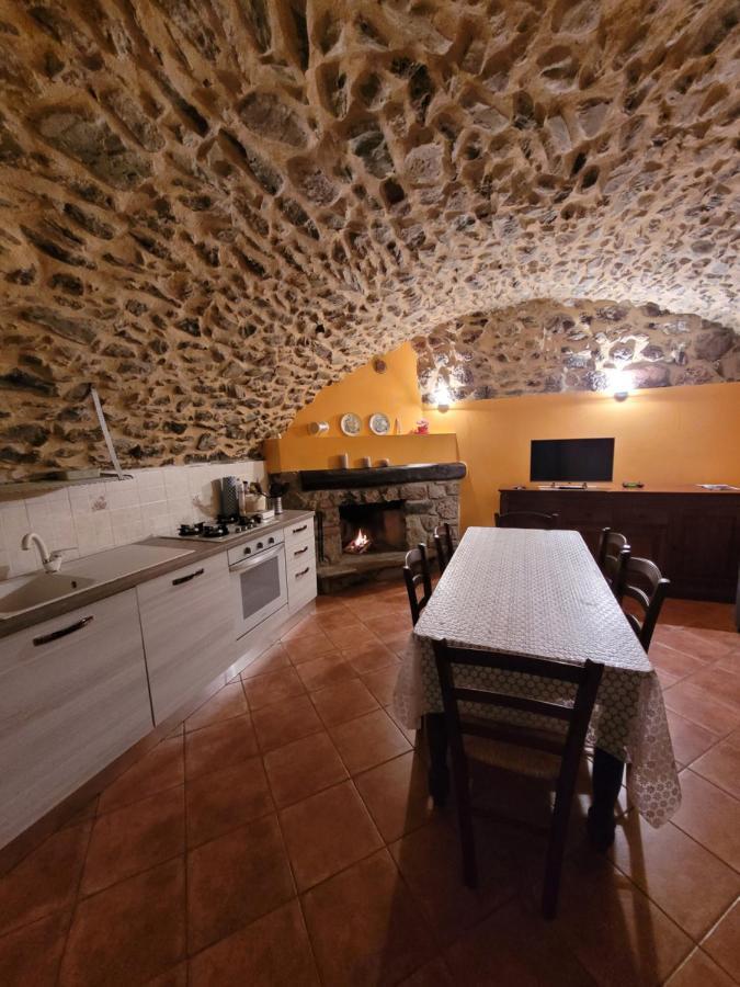 La Casa Sull' Altopiano Mountain Lake Iseo Hospitality 보시코 외부 사진