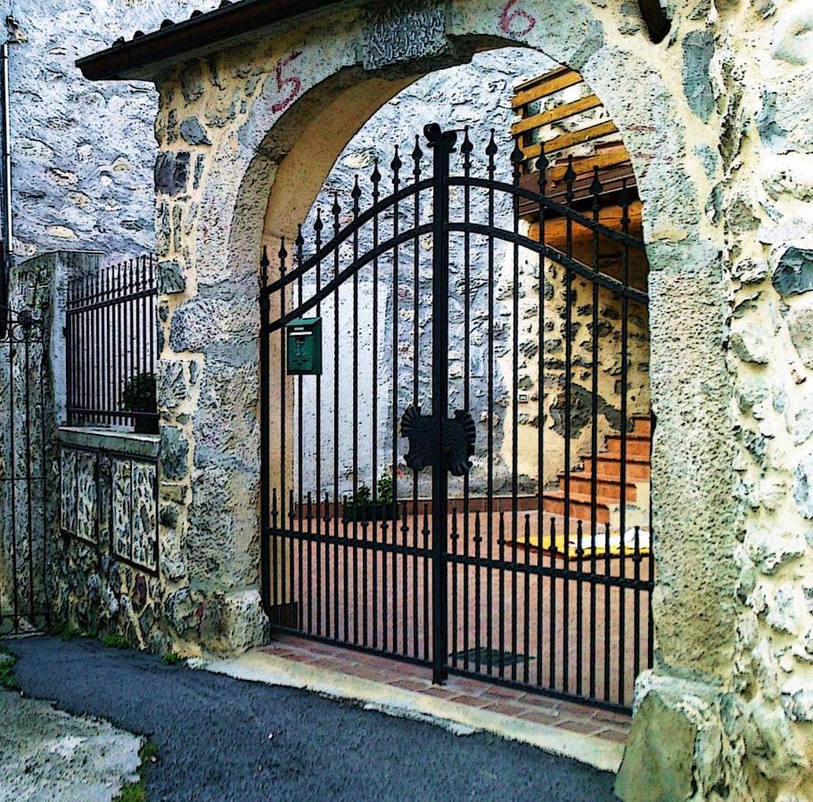 La Casa Sull' Altopiano Mountain Lake Iseo Hospitality 보시코 외부 사진